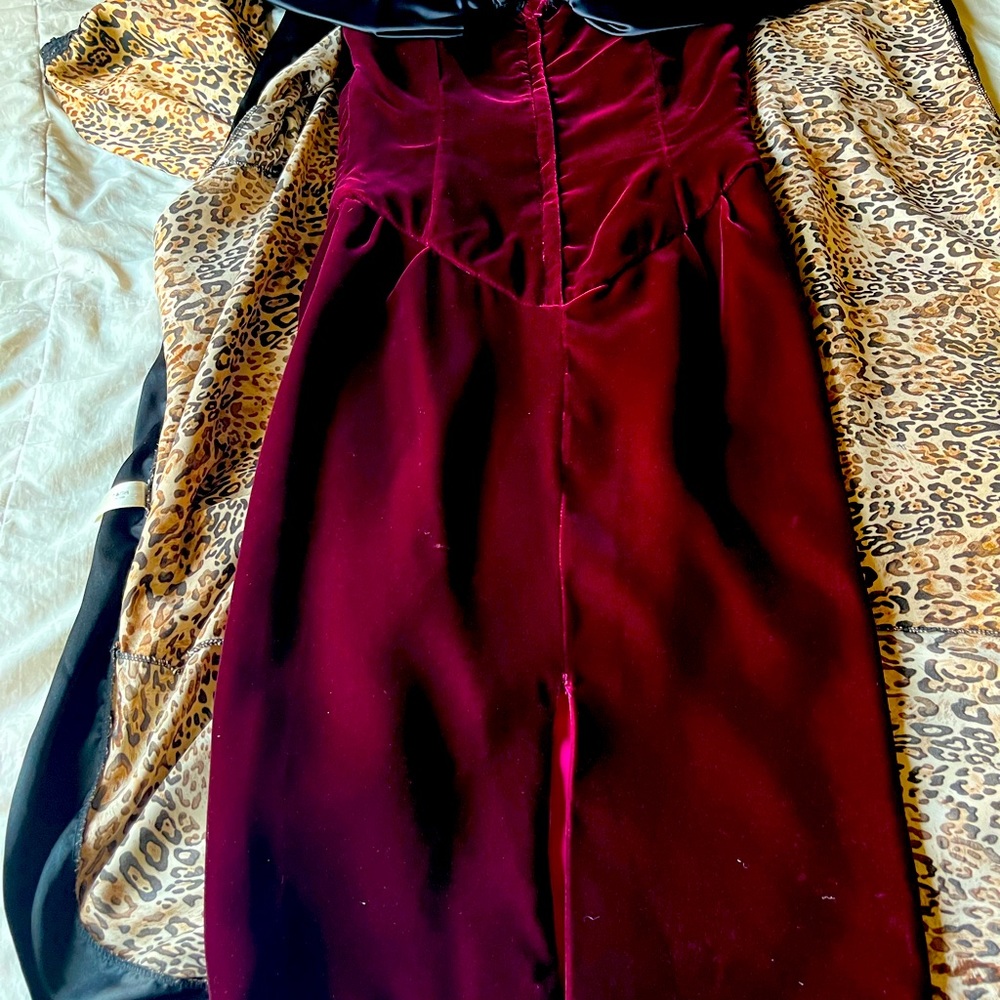 Vintage  Velvet Victorian gothic Cocktail Dress - Picture 8 of 10